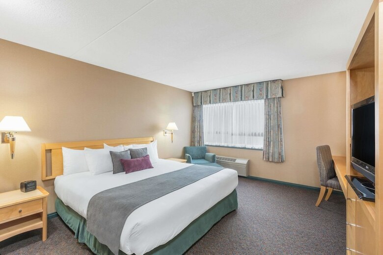 Hotel Ramada Plaza By Wyndham Prince George