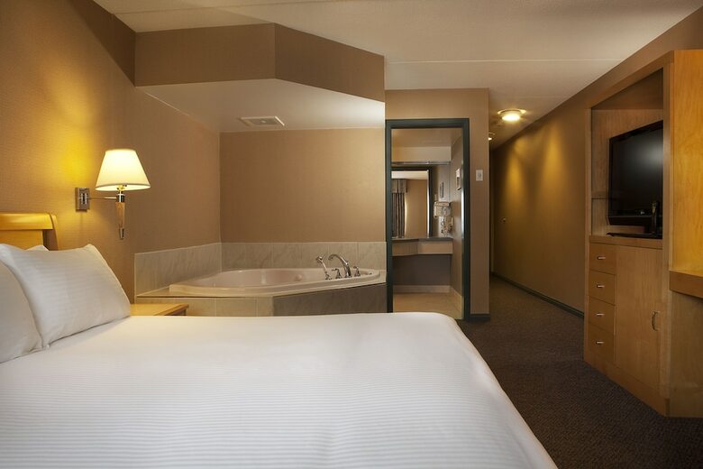Hotel Ramada Plaza By Wyndham Prince George