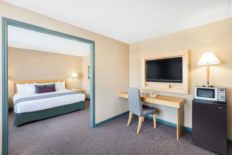 Hotel Ramada Plaza By Wyndham Prince George