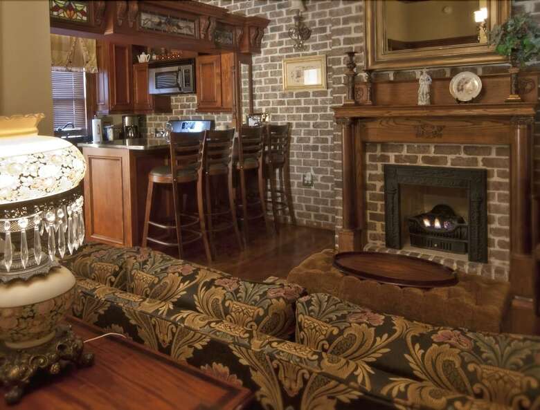 Mcmillan Inn Bed And Breakfast