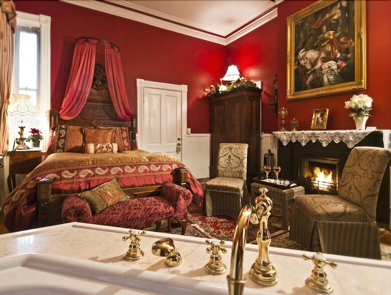Mcmillan Inn Bed And Breakfast