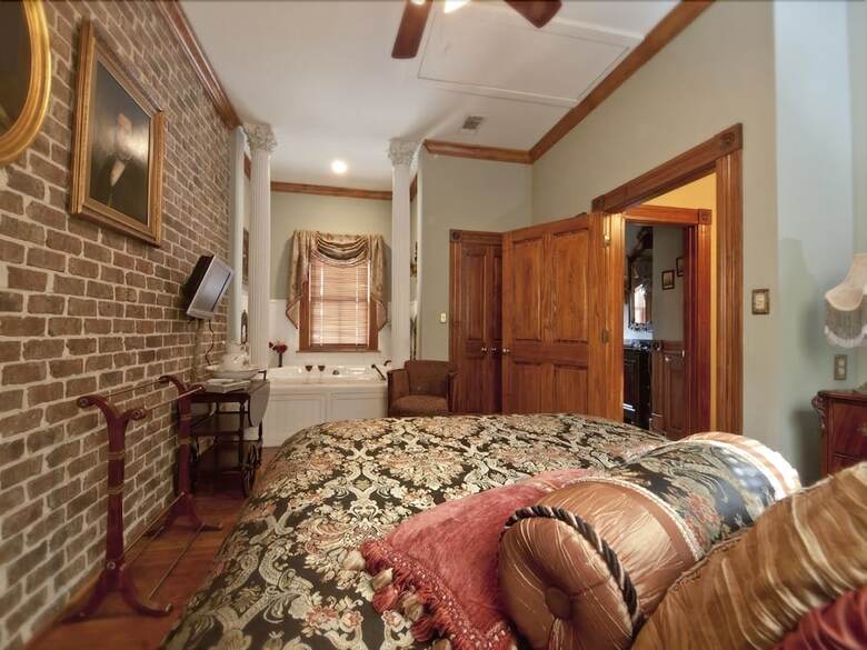 Mcmillan Inn Bed And Breakfast