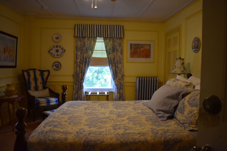 Bed & Breakfast Harbour House Inn