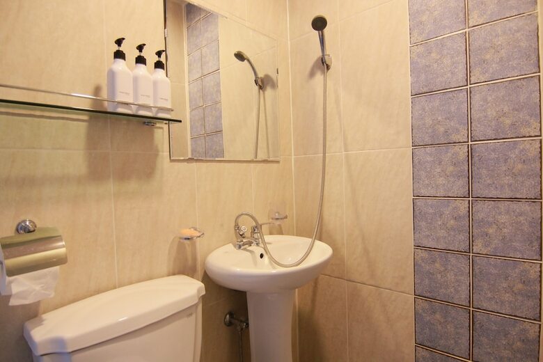 Hotel Road Myeongdong Guesthouse
