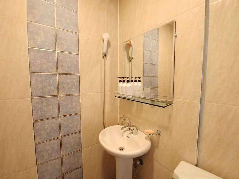Hotel Road Myeongdong Guesthouse