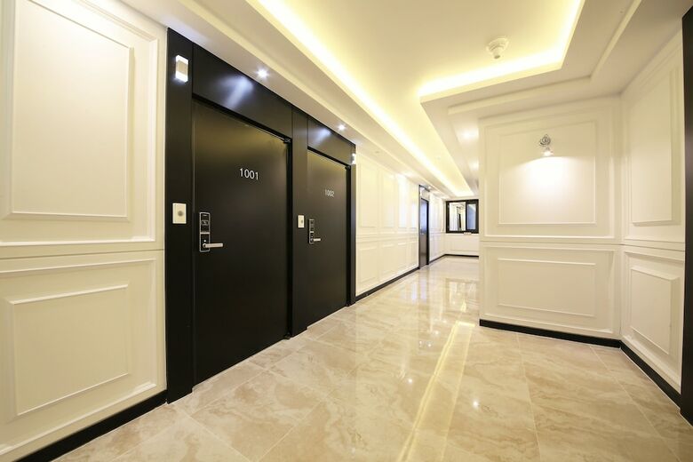 Premium Ava Hotel Sasang