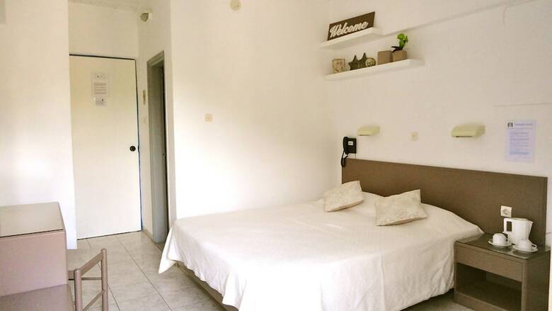 Nathalie Hotel