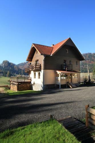 Hostal Penzi�n ?adov�