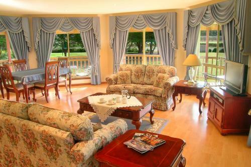 Bed & Breakfast Carolynnes Cottages