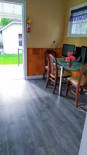 Lunge Haven Cottages & Boating Club