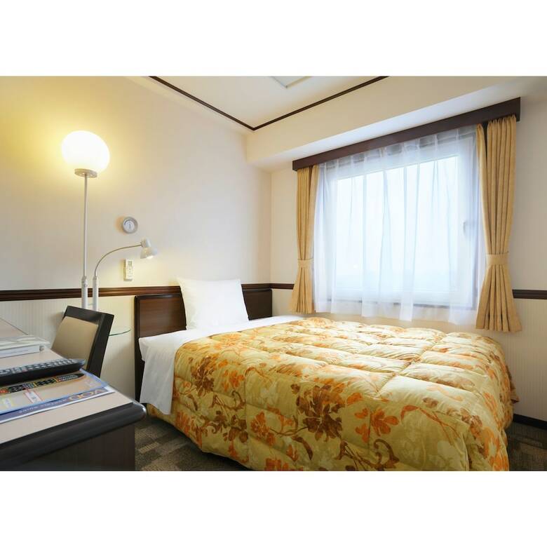 Hotel Toyoko Inn Chiba Ekimae