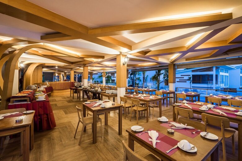 Hotel White Sand Samui Resort
