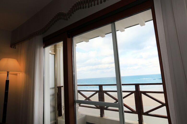 Ocean Grand Hotel