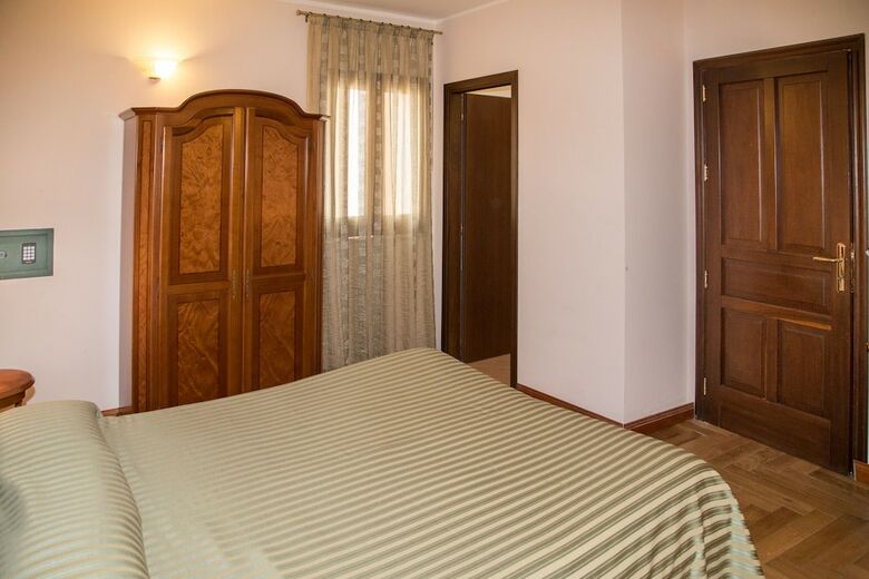 Hotel Acropoli