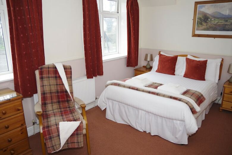 Bed & Breakfast Sneaton Castle Centre