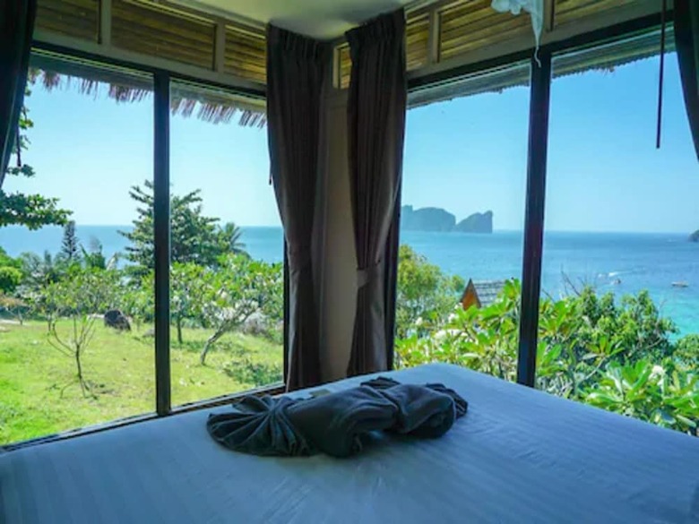 Hotel Hip Seaview Resort At Phi Phi