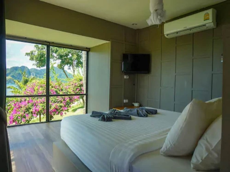 Hotel Hip Seaview Resort At Phi Phi