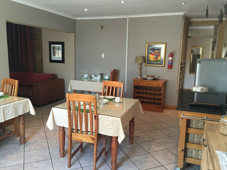 Bed & Breakfast D Vine Guest House