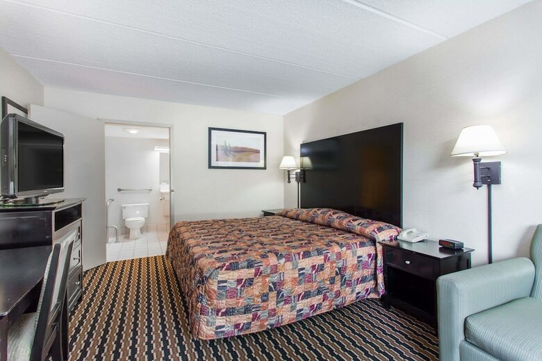 Hotel Days Inn By Wyndham Wilkesboro