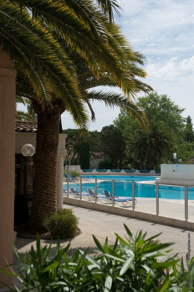 Residencia Adonis Arles By Olydea