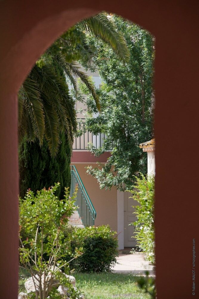 Residencia Adonis Arles By Olydea