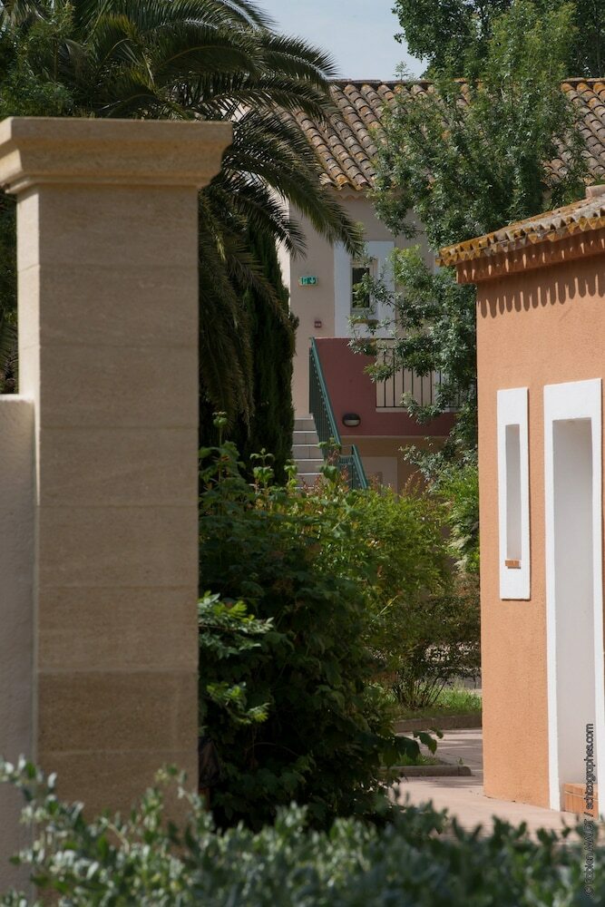 Residencia Adonis Arles By Olydea
