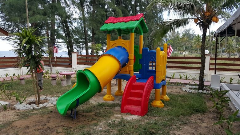 Hotel Al-safina Kijal Beach Resort