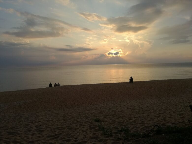 Hotel Al-safina Kijal Beach Resort