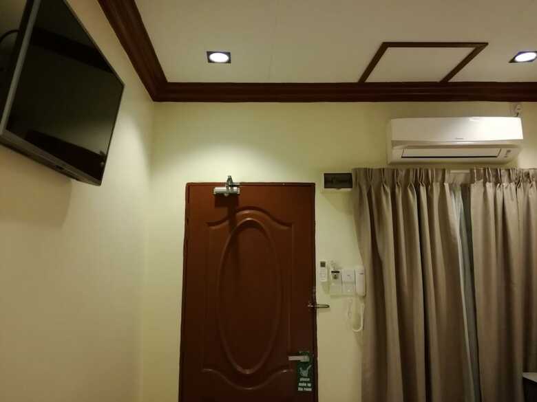 Hotel Al-safina Kijal Beach Resort