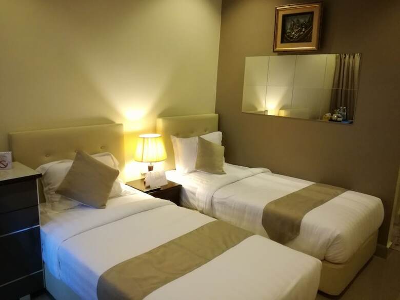 Hotel Al-safina Kijal Beach Resort