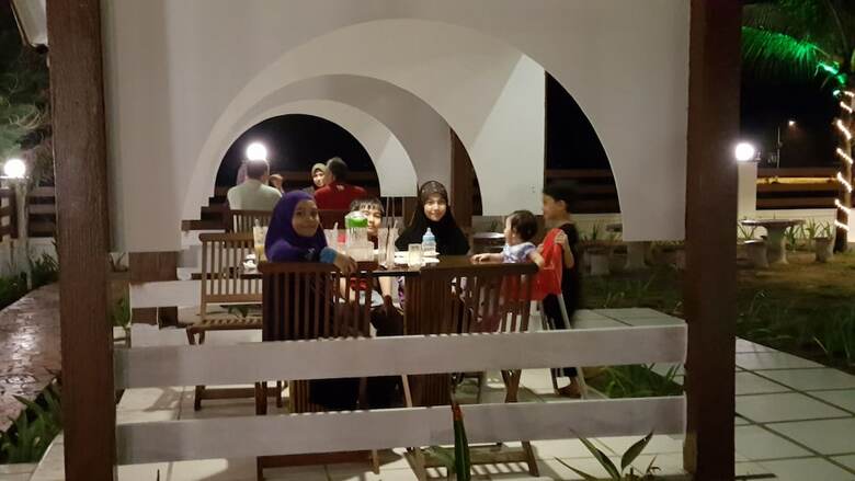 Hotel Al-safina Kijal Beach Resort