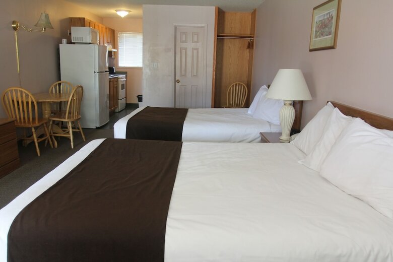 Hotel Saga Resort