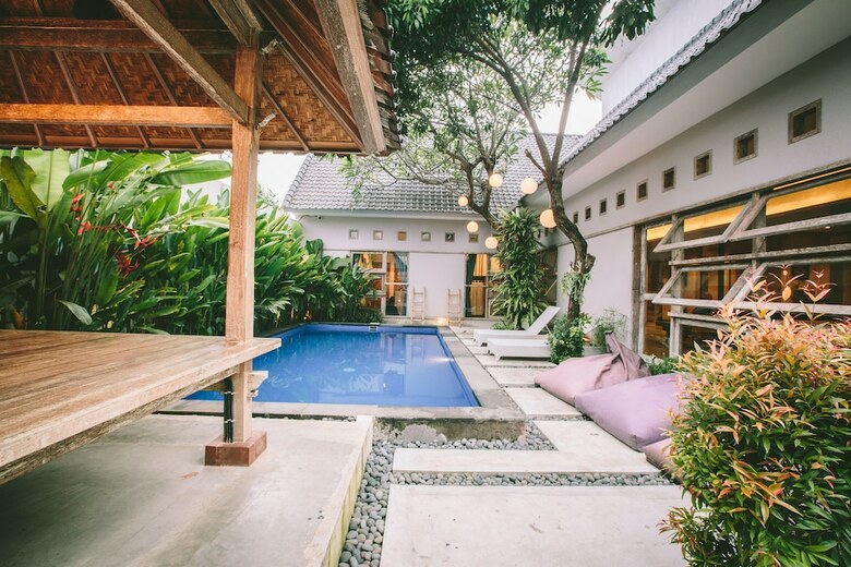 Hostal Lokal Bali Hostel