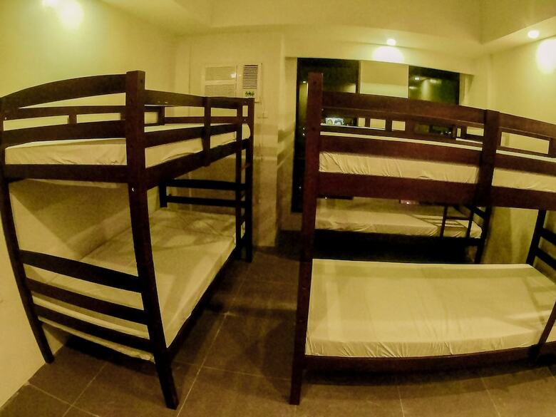 Mabolo Royal Hotel