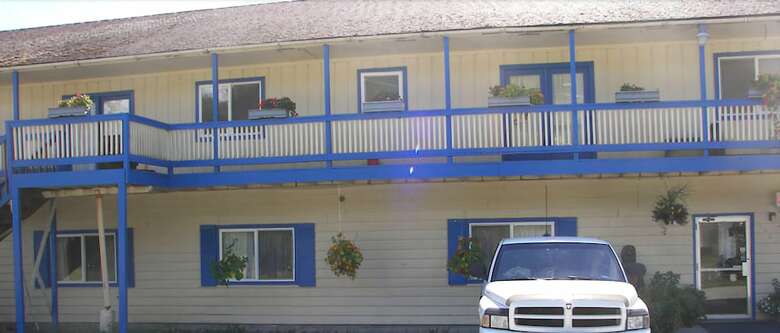 Eagles Nest Motel