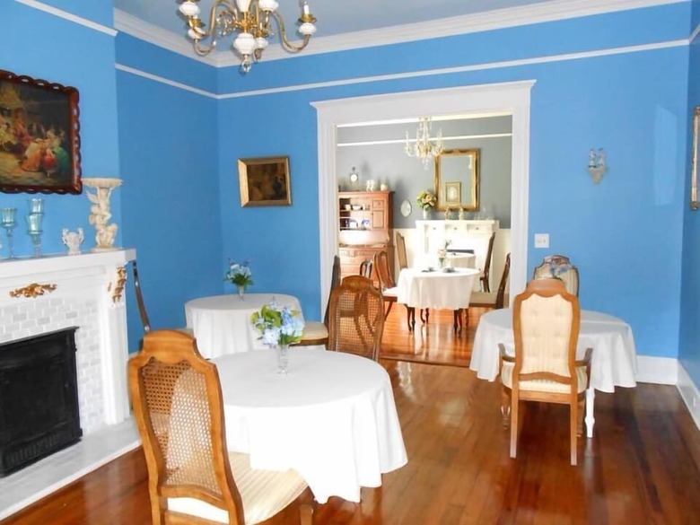 Butterfly Mansion Bed & Breakfast - No Pets Allowed