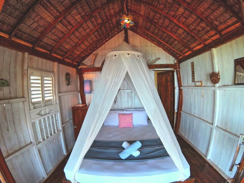 Hotel Cosmos Bungalows