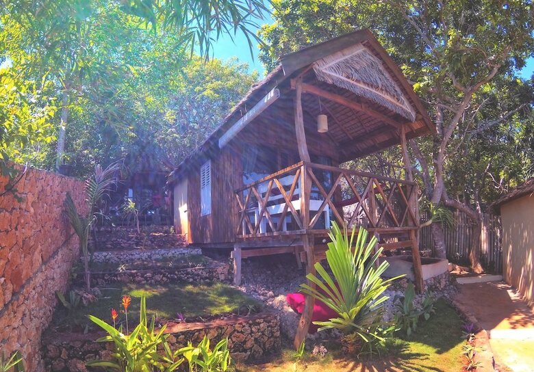 Hotel Cosmos Bungalows