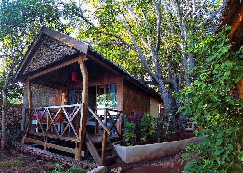 Hotel Cosmos Bungalows