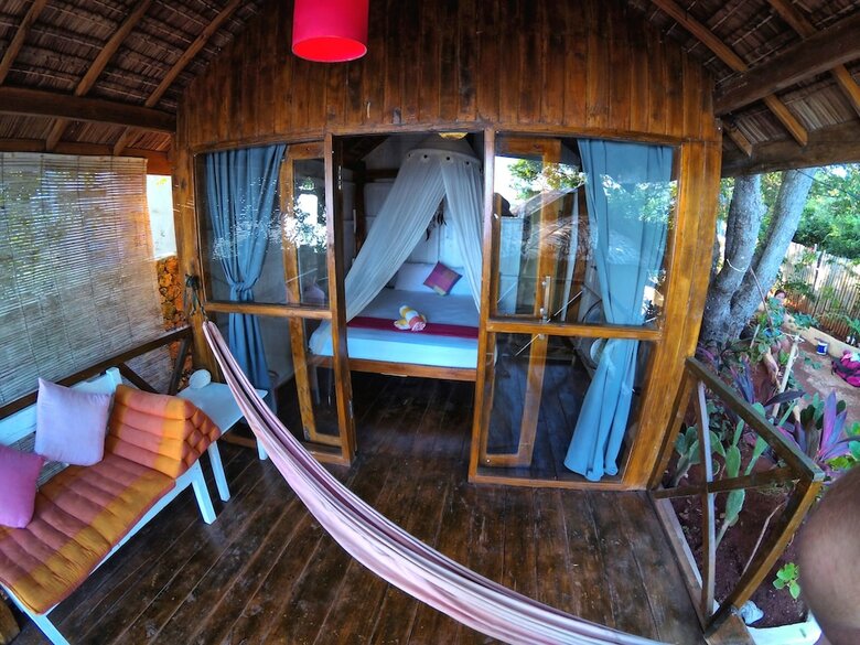 Hotel Cosmos Bungalows