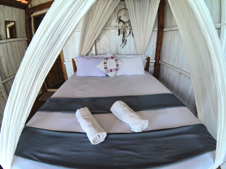 Hotel Cosmos Bungalows