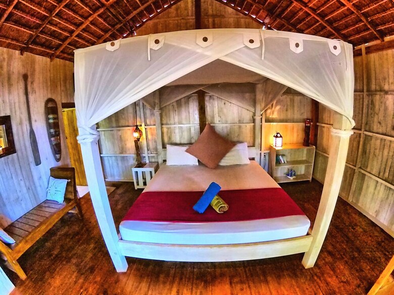 Hotel Cosmos Bungalows