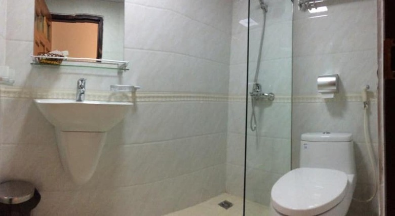 Jeanne Hotel
