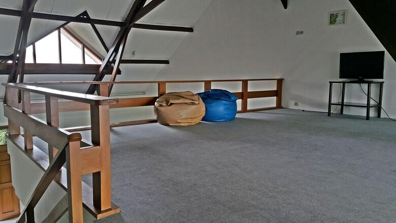 Villa Vila Bunga Merah Gelatik