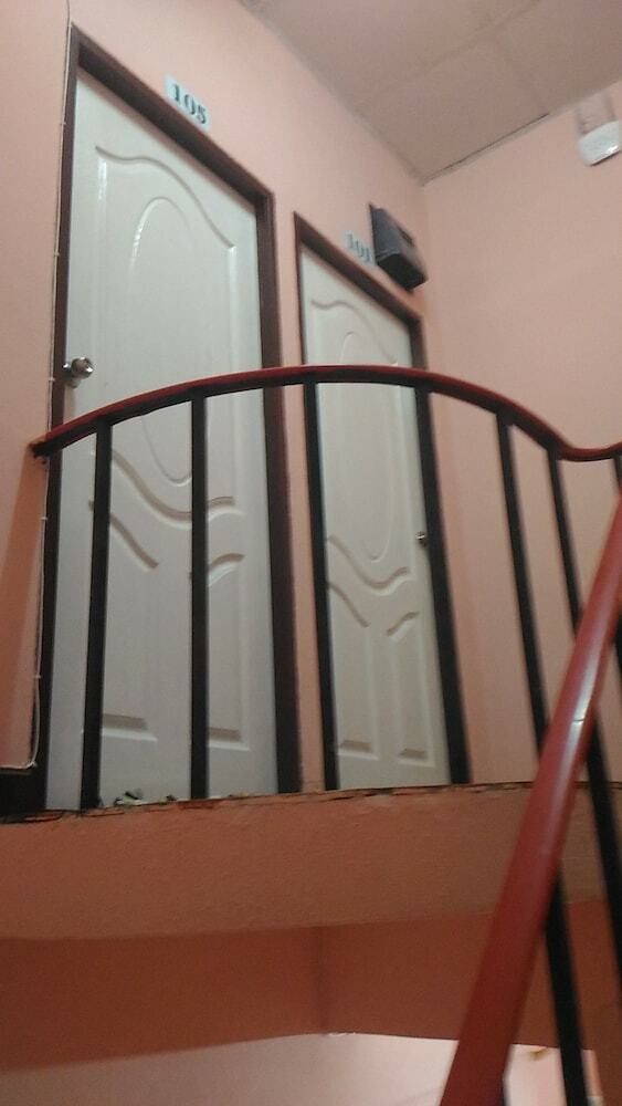 Hostal Krabi Bed Sleep Hotel
