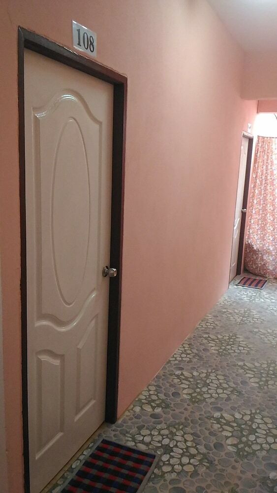 Hostal Krabi Bed Sleep Hotel