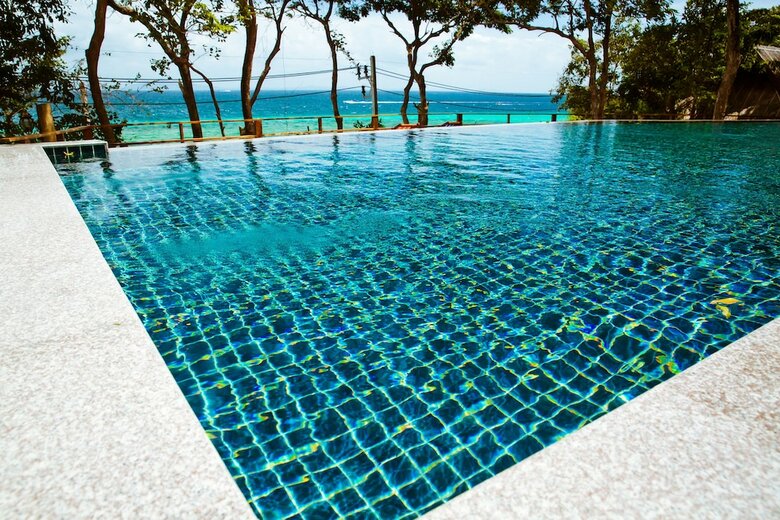 Hotel Phi Phi Phu Chalet Resort
