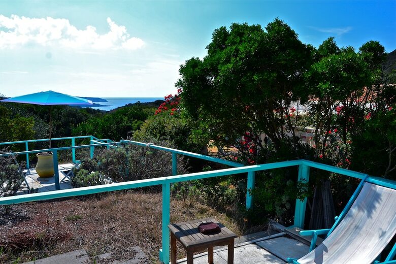 Poecylia Resort