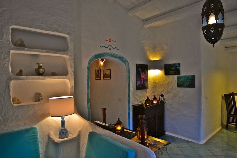 Poecylia Resort