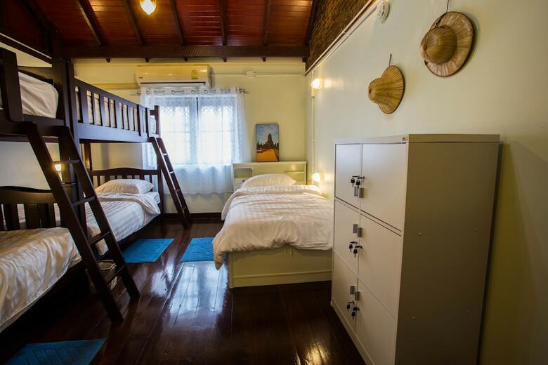 Hostal Baan Gaysorn Hostel